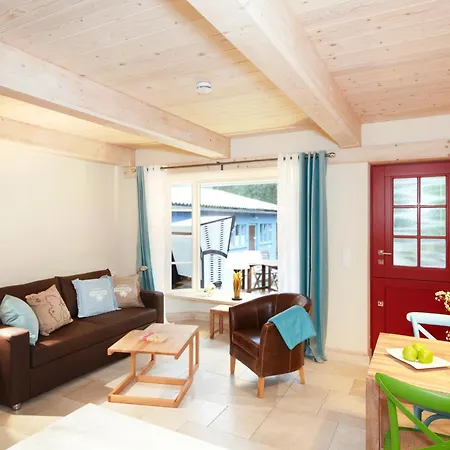 Strandhäuser Blankenfohrt *