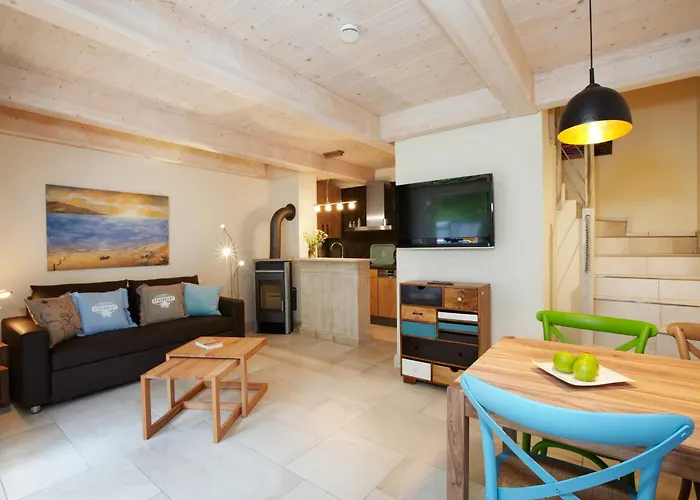 Strandhäuser Blankenfohrt *